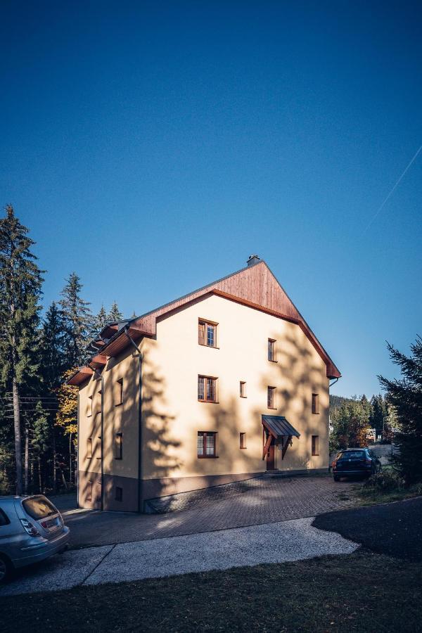 Železná Ruda Apartmany Domino מראה חיצוני תמונה